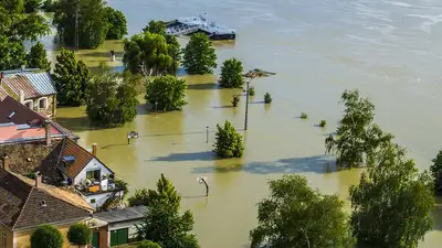 Пропавших во время наводнения в Испании ищут на дне Средиземного моря